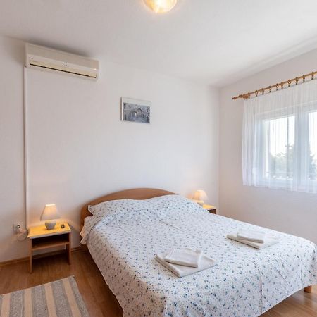 Apartments Mimi Trogir Rum bild